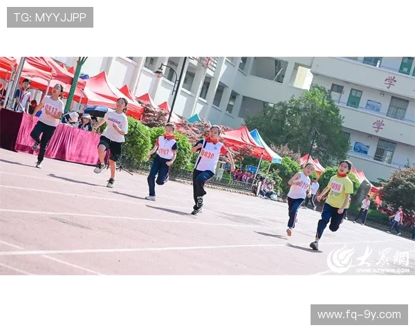 八宿足球队迎接仪式盛大举行展现团队精神与激情风采